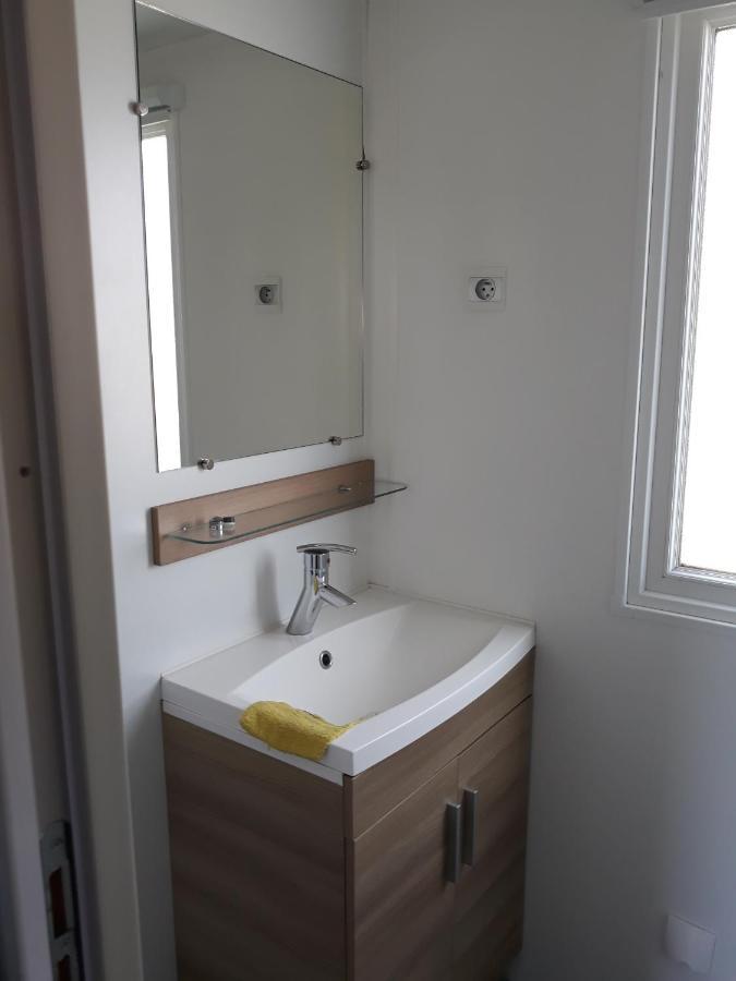 Mobilhome dans Bonne anse plage Les Mathes Extérieur photo